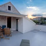 Nicely Decorated House With Top Roofed Terrace